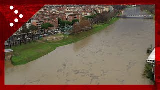 Firenze Arno in piena le immagini dal drone [upl. by Enivid]