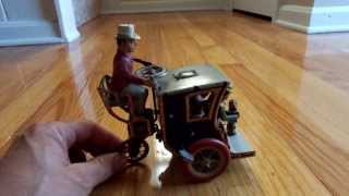 ANTIQUE LEHMANN GERMAN LI LA HANSOM CAB TIN WIND UP TOY  520 [upl. by Yadahs444]