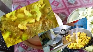 Phul kaphi alo diye maser tarkari llll 🐟 cauliflower potato 🥔 Bengali foodll [upl. by Inafets]