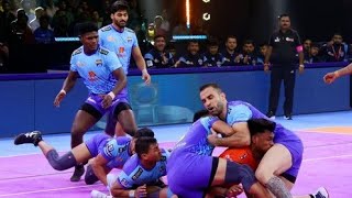 PKL11match17 U Mumba versis Bangal Warriors match 3131  two big defender on mat [upl. by Ochs]