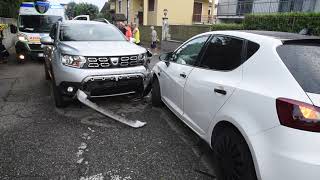 Vigevano schianto tra due auto in via Turati [upl. by Oren503]