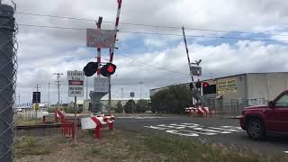 Avenell heights railway crossing with a inpatient driver [upl. by Atile919]