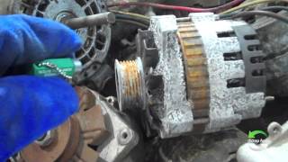 Electric Motor vs Alternator [upl. by Fonsie322]