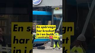 Spårvagn körde rätt in i en butik [upl. by Ajnat]