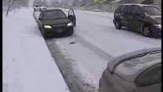 accident de voiture a mourir de rire  snow and cars crash [upl. by Alburga]