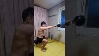 스윙만 알고 80프로는 모르는 케틀벨 운동 케틀벨 kettlebell kettlebellworkout [upl. by Nyved738]