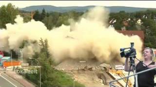 Sprengung des Silos Altrogge in Lage vom 31 Juli 2011 im TV [upl. by Nidnarb656]