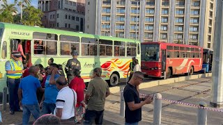 Buses people going to Caudan waterfront to see new SAJ statue POV Mauritius [upl. by Anib]