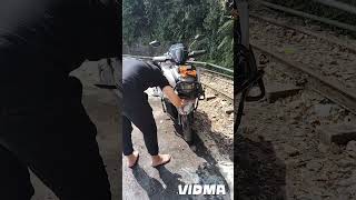 2nd wash of my Yamaha ray zrminivlog kurseong motovlog yamaharayzr125 washing kurseongtour [upl. by Tirza68]