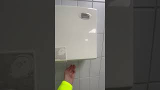 Newlec hand dryer at waterworld in wrexham [upl. by Aehc]