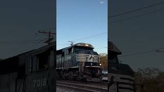 NS 7018 and 6337 lead C35 lite power through Homestead PA [upl. by Narok]