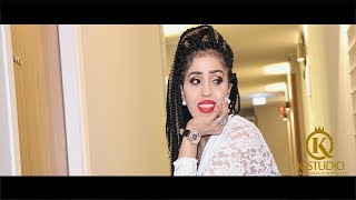 IDIL BARKHAD Aroos Iyo Gaaf Cajiiba New Somali Music Offcial Video 2019 [upl. by Slaby588]