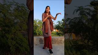 Makhna ve dance youtubeshortsdance makhnadancecover makhnadance makhnasong [upl. by Ruelu]