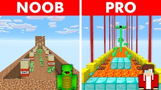 Minecraft NOOB vs PRO PARKOUR BUILD CHALLENGE [upl. by Evangeline15]