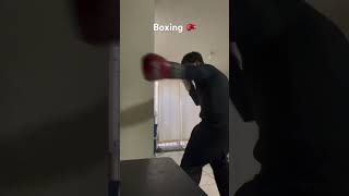 Boxing Peekaboo Style 🥊 boxing peekaboostyle peekabooboxing boxingnews fyp boxingtraining [upl. by Dianemarie]