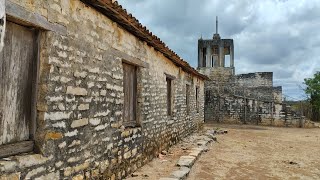 casarão construído de pedra do ano 1907 que Quixeré Ceará Brasil localidade mato alto zona rural 🇧🇷 [upl. by Airreis469]