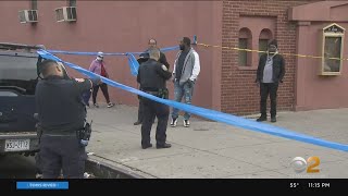 17YearOld Dead After Shooting In Harlem [upl. by Fran]