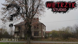 Opuszczony dom Czy ktoś tu jeszcze mieszka  Urbex 25  Wietrzyk Studio [upl. by Enineg]