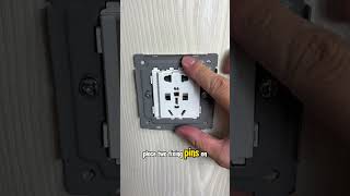 Wow this is how a replacement fixing pin for outlets works electrician electriciantools [upl. by Bernete]