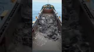 Why we are filling dust in ship lets see in video ✅⚓🚢pradhan3107 shorts trending ship india [upl. by Craven]