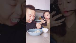 月亮姐街：牙：啥过去了？舌头：不知道啊。嗓子：好像是饺子。胃：上面的，好歹给加工一下啊，整个一个Etc抬杆就过啊 funny 一定要看到最后太解气了 搞笑 [upl. by Santa780]