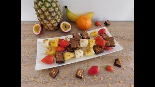 Brochettes de fruits et brownies [upl. by Eelrak21]