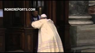 Pope Confesses in St Peter\s Basilica before confessing others [upl. by Heller533]