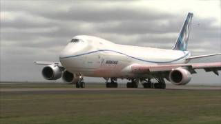 Boeing 7478 makes a big splash [upl. by Didier]