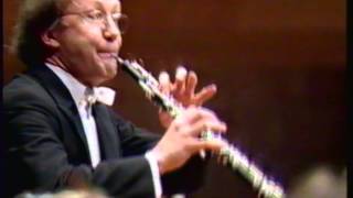 Mozart Oboe Flute Concerto No 1 in G major K 313  mov III Orpheus Chamber Orchestra [upl. by Bodnar]