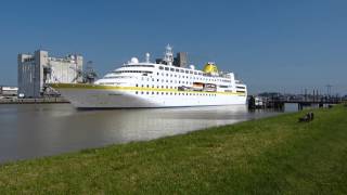 MS HAMBURG Erstanlauf in Emden 24052014 [upl. by Casady257]