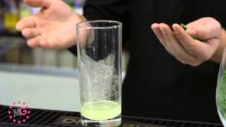 Mixology School  How to make a Mojito [upl. by Pack]