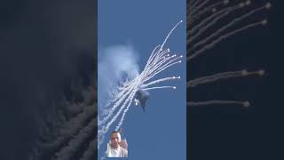 F22 Flares f15eagle airforce military cobrajet aviation airshow airfighters automobile jet [upl. by Durkin710]