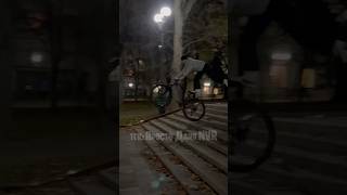 Новый трик bike automobile bmxwheelie bmxcyclestuntvideo mtb bmxlifestyle wheelie [upl. by Enelrad]