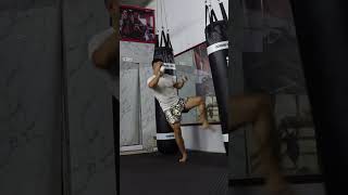 Flying knee  Head Kick Knock Out muaythai mma thaiboxing boxing kickboxing [upl. by Korman]