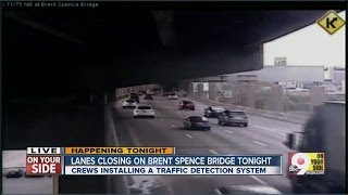 Crews close lanes on Brent Spence Bridge [upl. by Goraud]