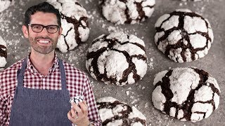 Easy Delicious Chocolate Crinkle Cookies [upl. by Bastian787]