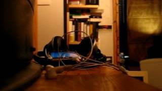 iPod Touch G2 Internal Speaker vs Headphones [upl. by Ilzel]