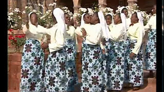 Zimbabwe Catholic Shona Songs  Tiri Venyu Hosi Mai [upl. by Hortense]