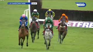 CYRNAME SCILLY ISLES NOVICE CHASE GRADE 1 [upl. by Aslam]