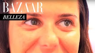 Cómo hacer un diseño de cejas personalizado por Benefit  Harpers Bazaar España [upl. by Nazay859]