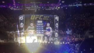 Ronda Rousey vs Amanda Nunes UFC 207 walkout [upl. by Tamsky]