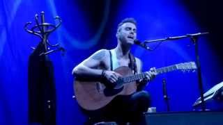 Asaf Avidan acoustic  Reckoning Song One Day  live Muffathalle Munich 20141018 [upl. by Robina451]