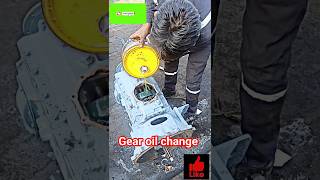 gearbox oil change🔥🛠️😱truck gearbox oil change mechanic shortsfeed shorts [upl. by Aihsetan749]