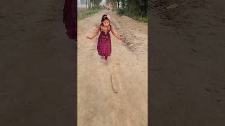 Choti snake 🐍 dekh kar dar gayi 😂 funny comedy cutebaby shortvideos [upl. by Yramanna15]