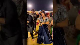 Aambaliya ni dale betho gutur gutur bole re timli gujaratigarba gujjugarba garba garbalover [upl. by Livvie659]