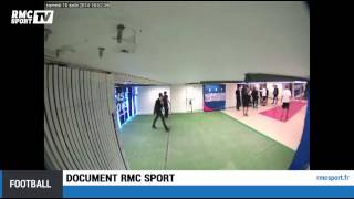 Document RMC Sport  Brandao donne un coup de tête à Thiago Motta  1608 [upl. by Wilmar]