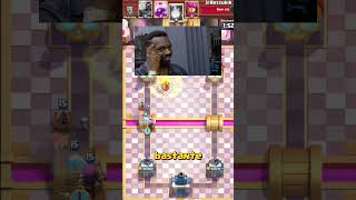 FAZENDO JOGADOR DE GOLEM DE ELIXIR DESISTIR DA PARTIDA NO CLASH ROYALE shorts clashroyale [upl. by Castora]