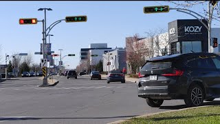 Timelapse of 2 closely spaced signalized intersections with symbolic signals in Brossard Quebec [upl. by Britta]