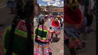 Carnaval de Cusco tradición danzas y fiesta milenaria en Peru [upl. by Dominga20]