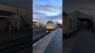 Here are 27001 and 37403 departing Bo’ness at the winter diesel gala 291223 [upl. by Llecrad]